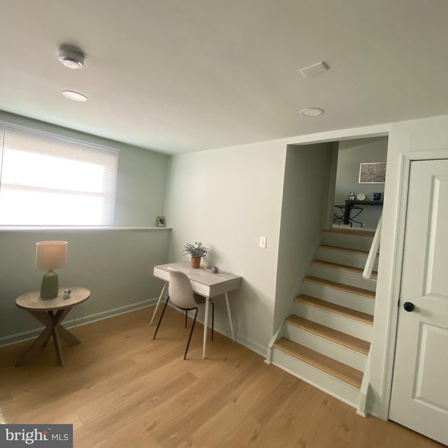 PLEASANT VALLEY - Residential Lease