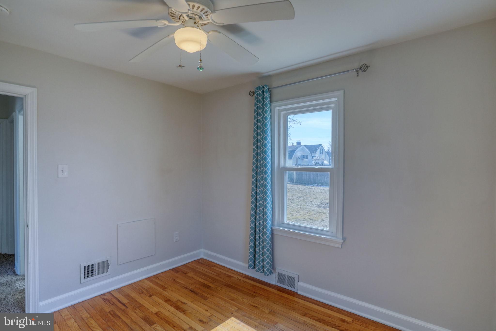 MIDDLETOWN - Residential