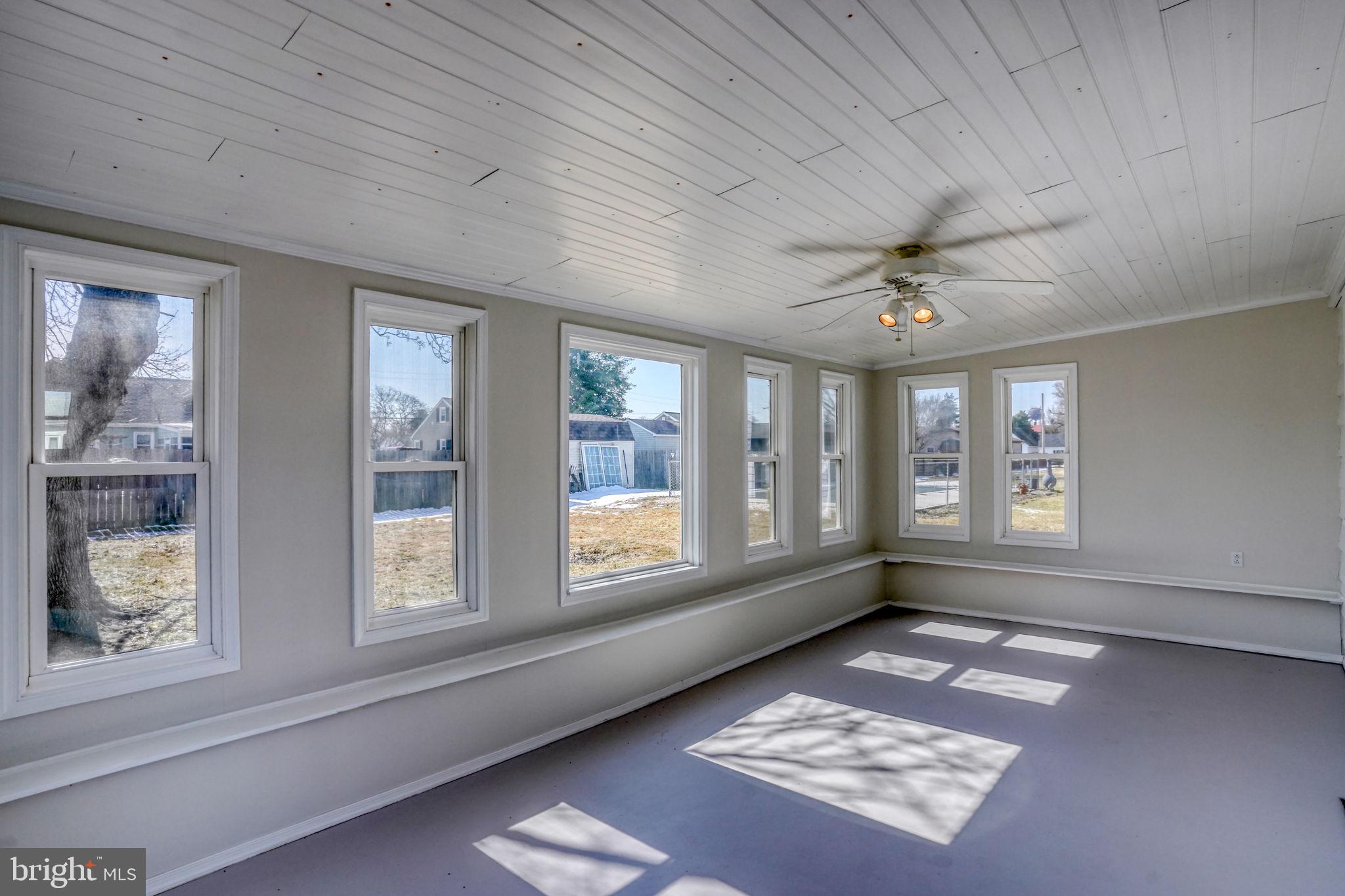 MIDDLETOWN - Residential