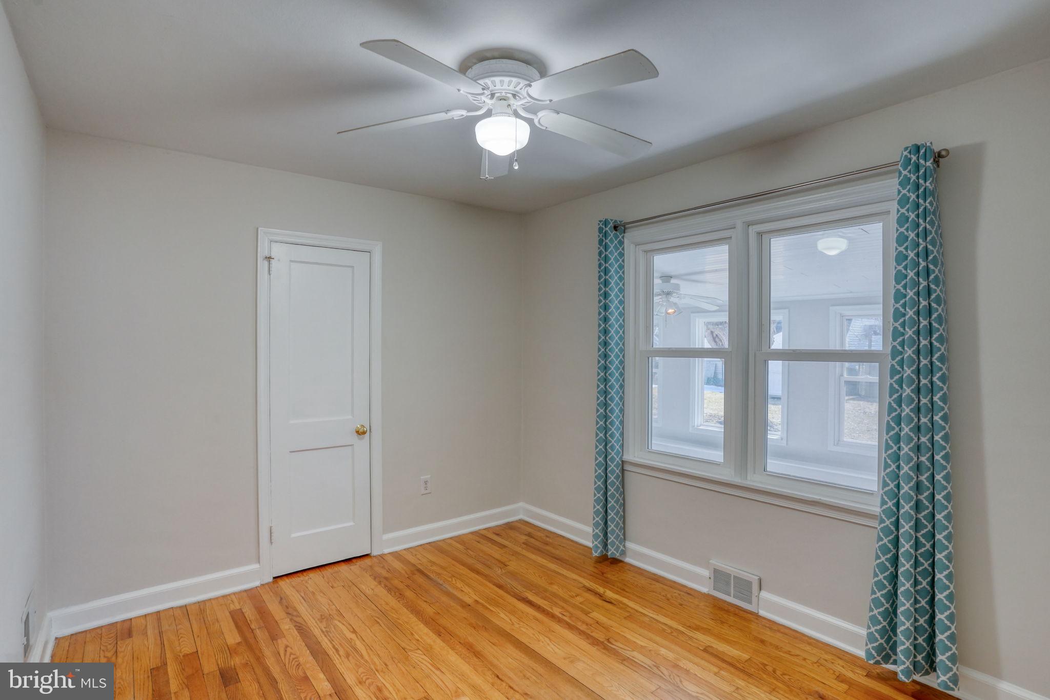 MIDDLETOWN - Residential