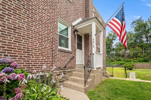 Townhouse For Sale - 4816 Woodland Avenue<br/> DREXEL HILL, PA 19026