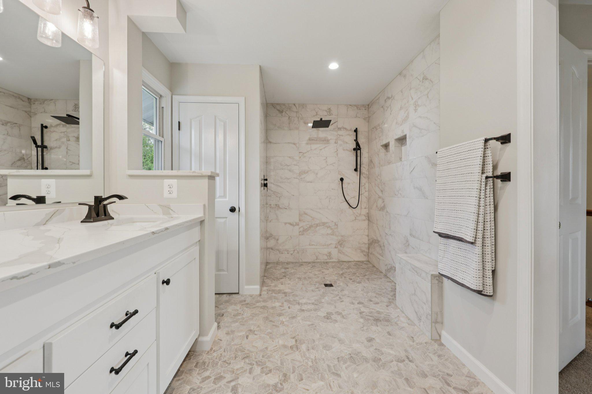 GYPSUM HILL - Residential