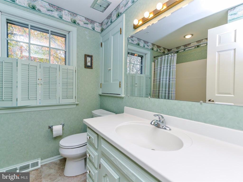 MONDAMIN PLACE - Residential