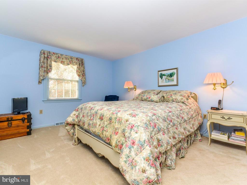 MONDAMIN PLACE - Residential