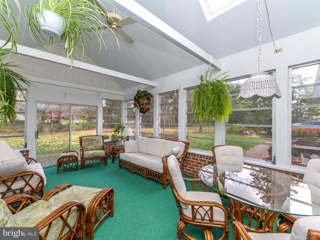 MONDAMIN PLACE - Residential