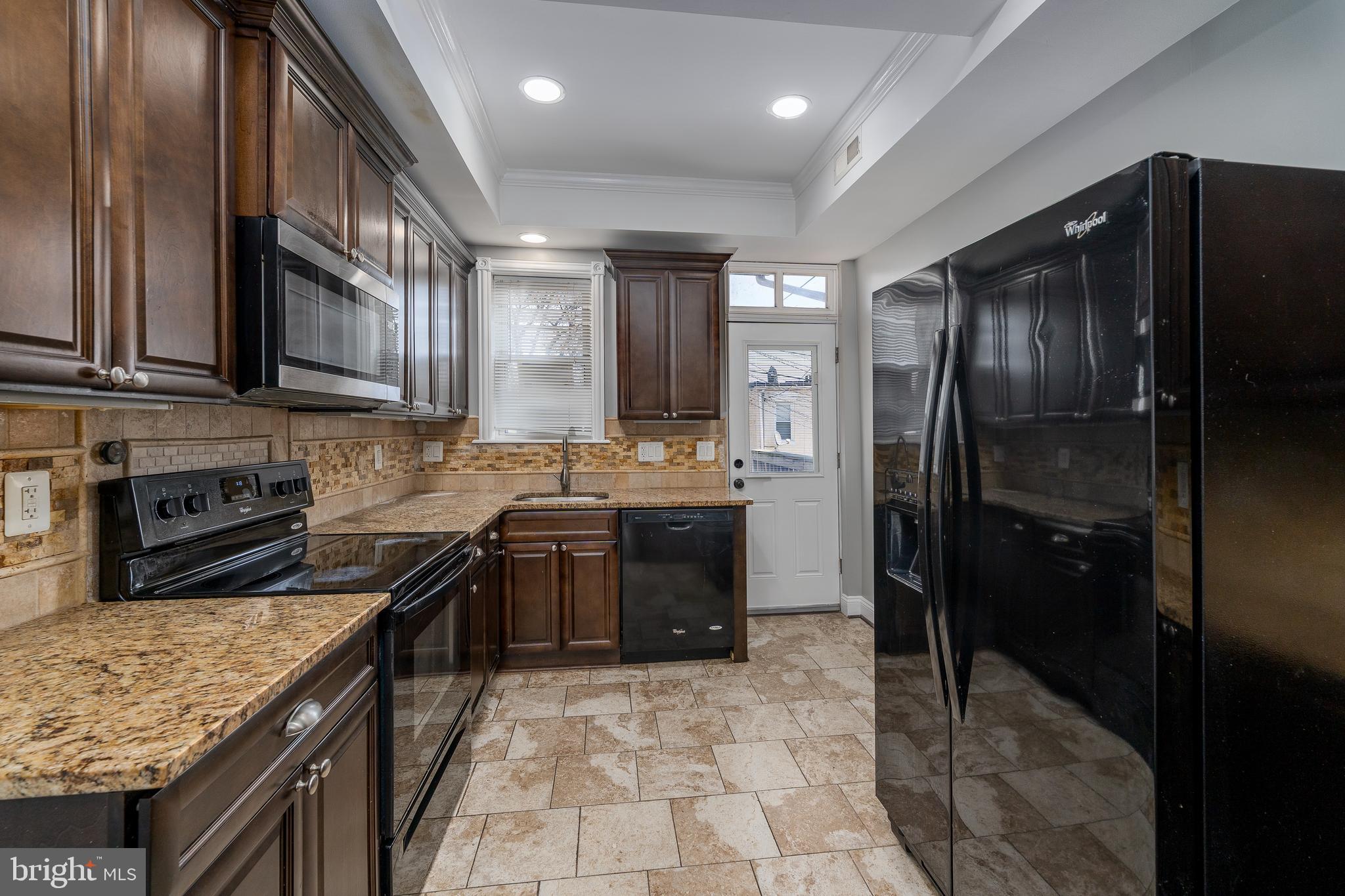 MCELDERRY PARK - Residential Lease