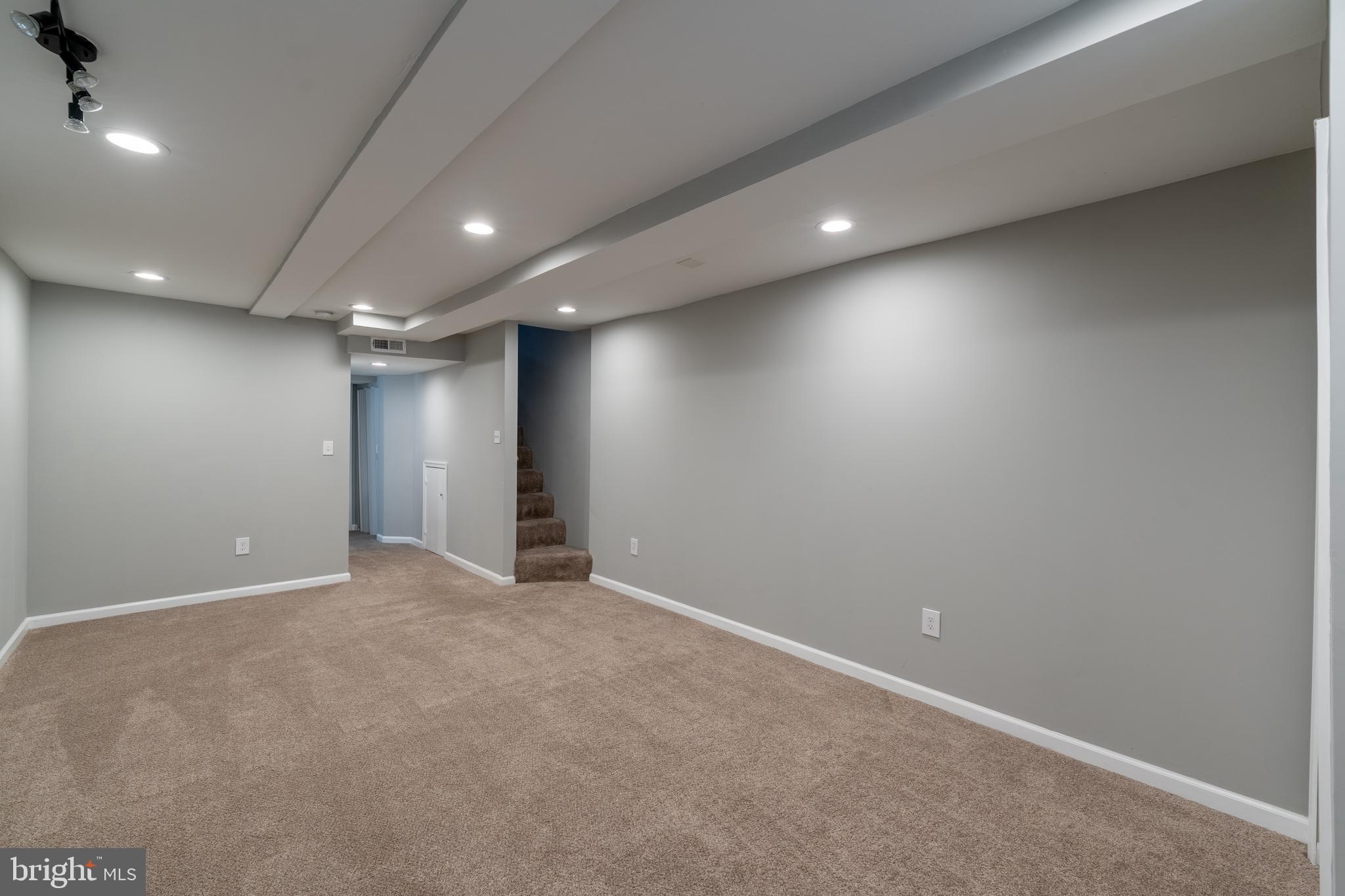 MCELDERRY PARK - Residential Lease