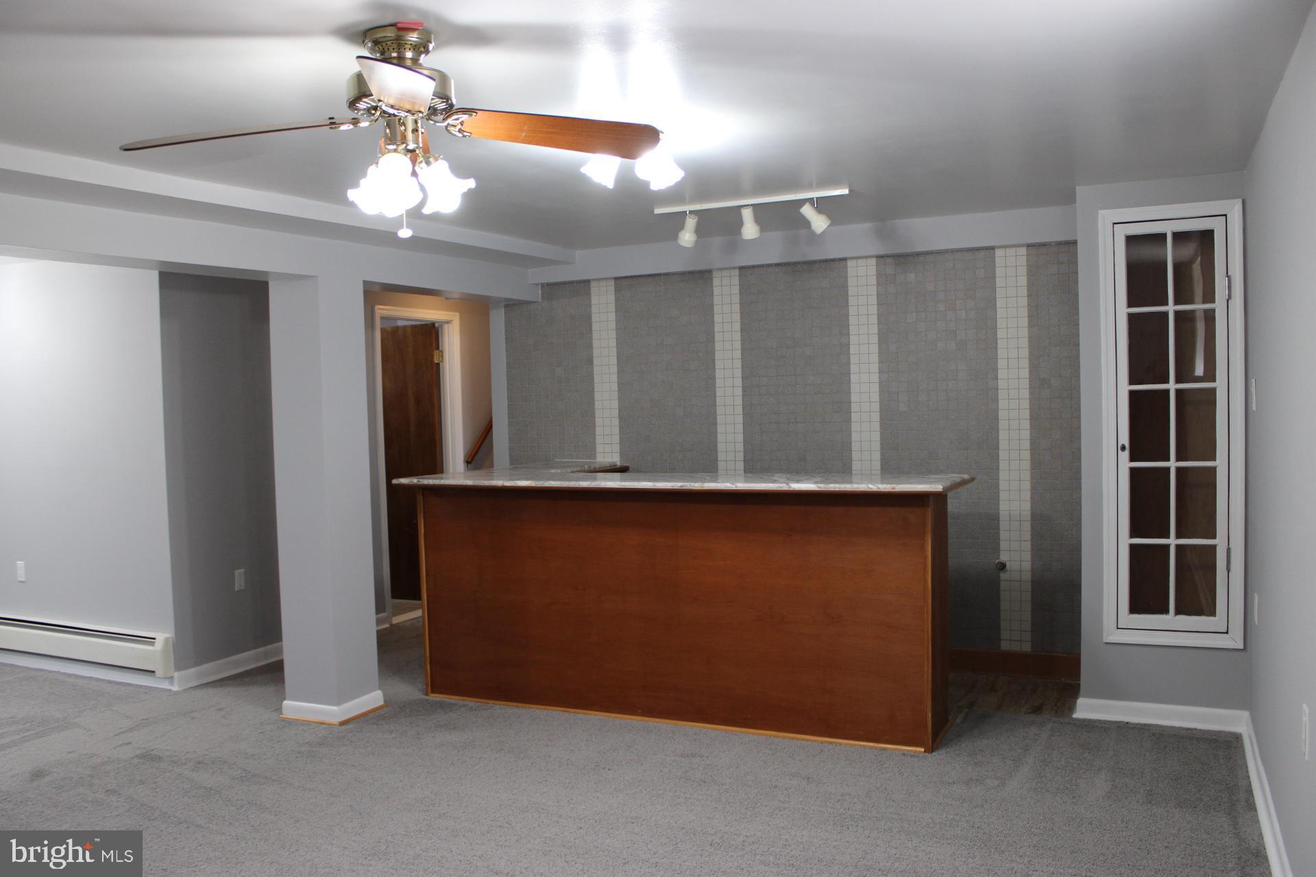 SINGING HILLS - Residential