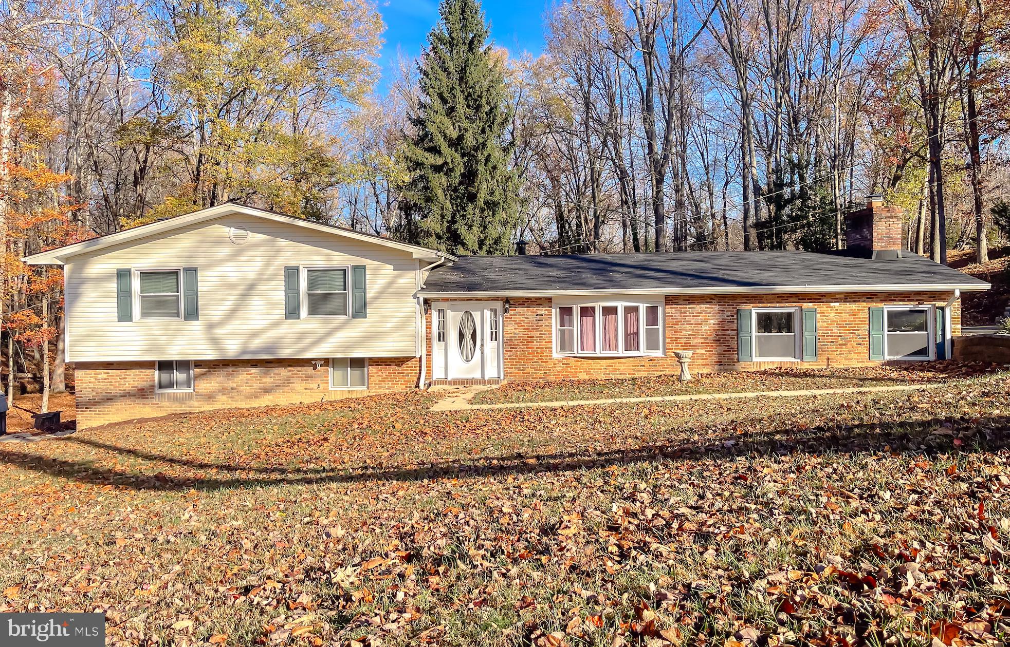 SINGING HILLS - Residential