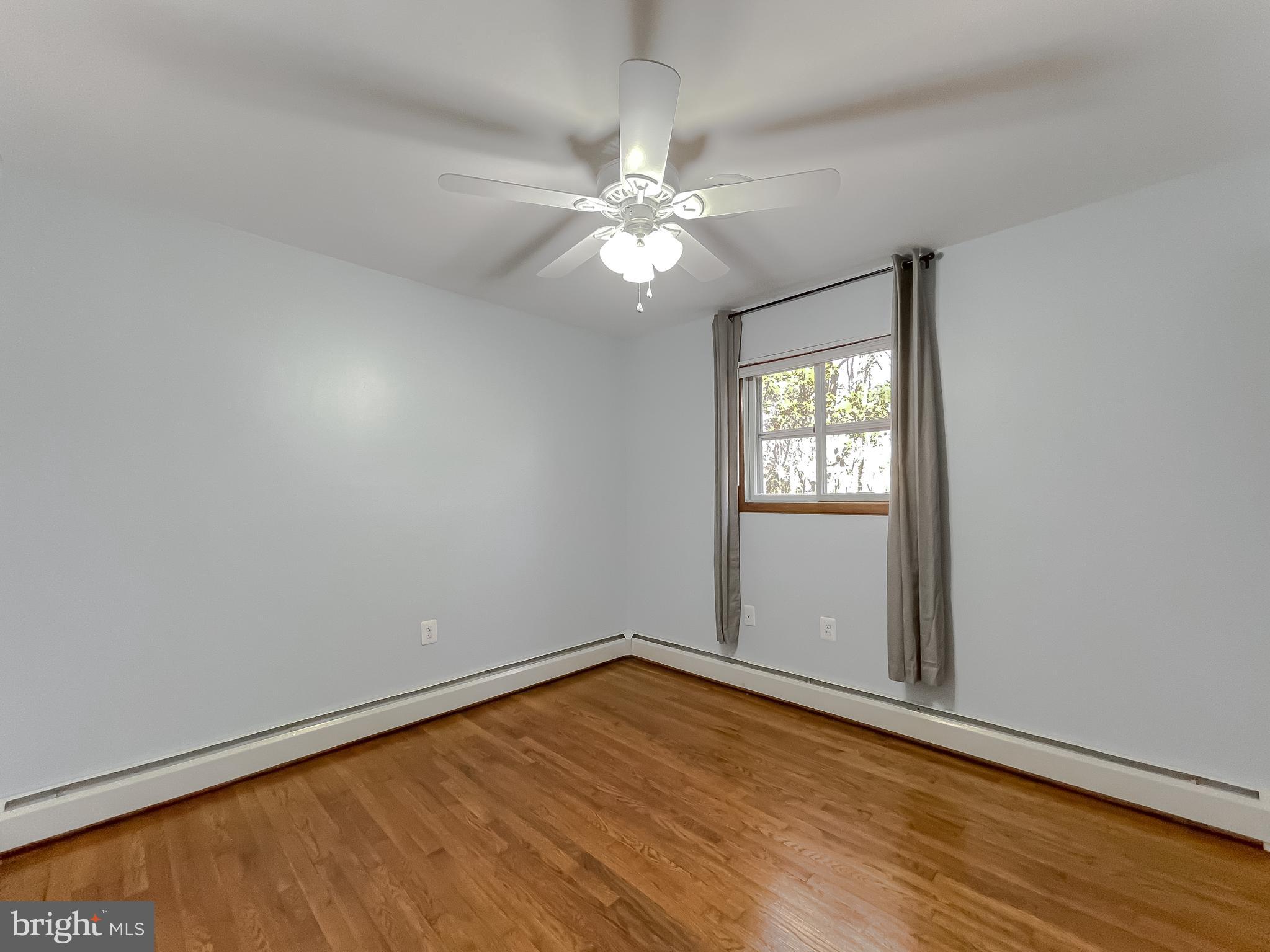 SINGING HILLS - Residential