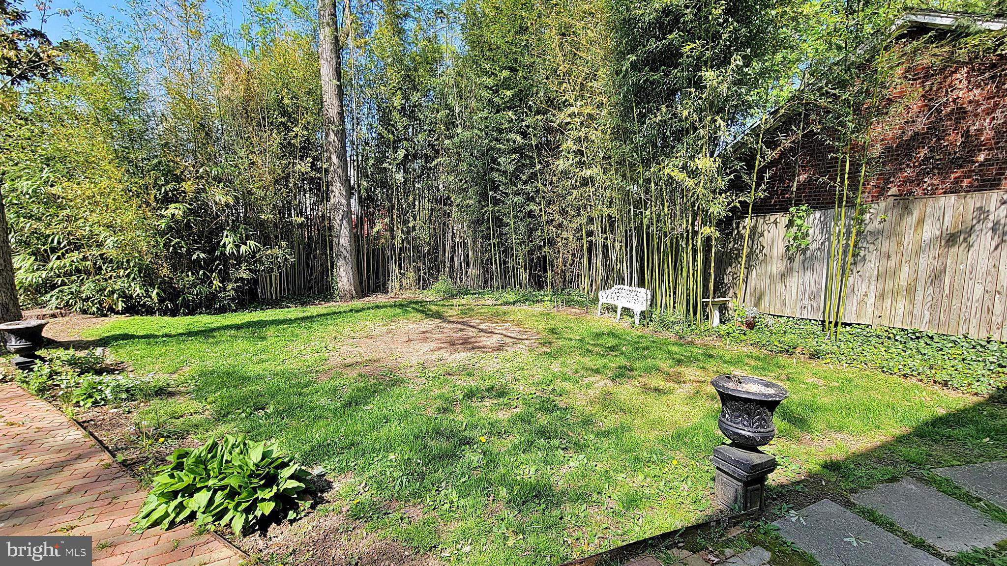 AURORA HILLS - Residential Lease