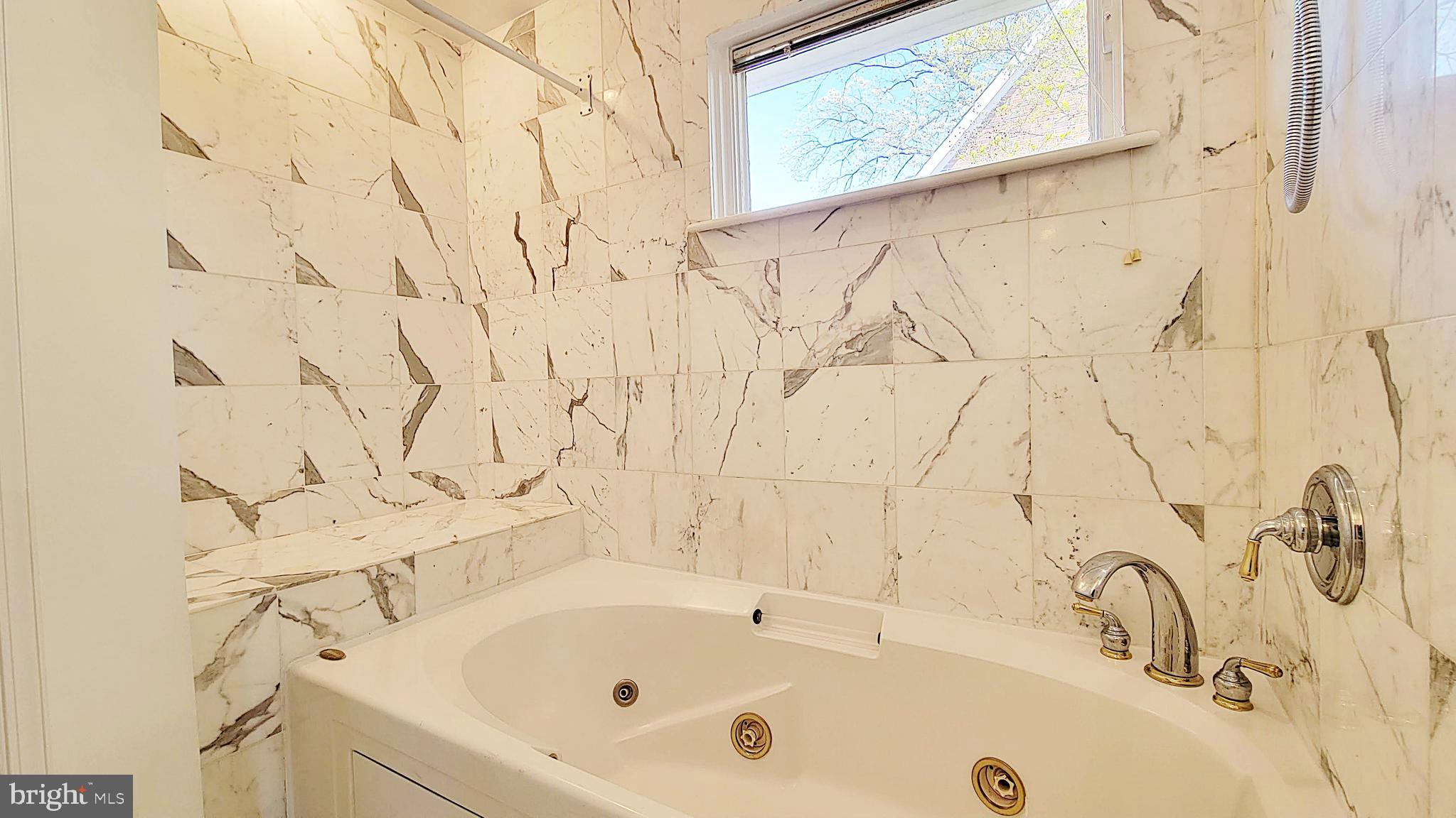 AURORA HILLS - Residential Lease