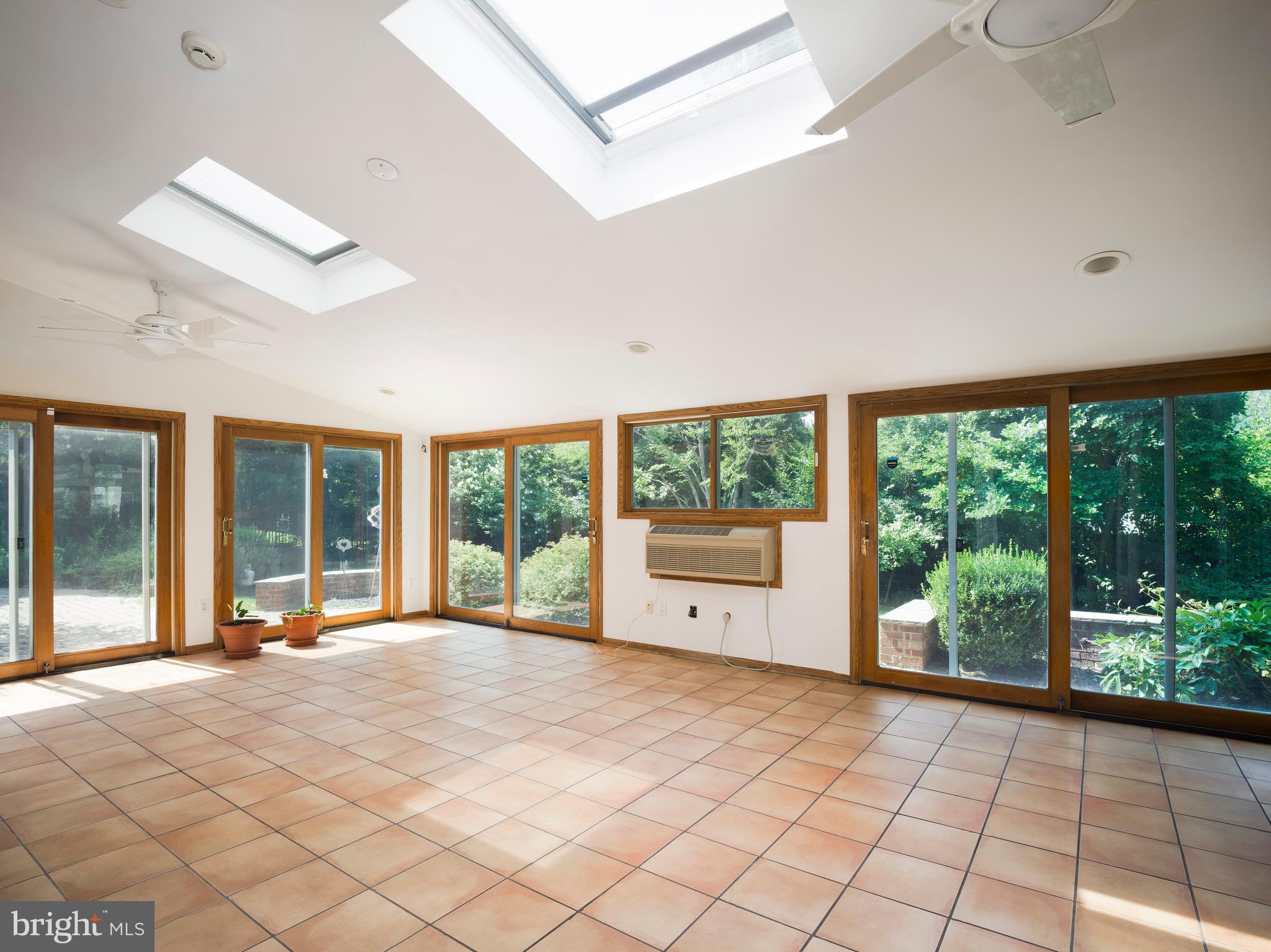 PENN VALLEY - Residential