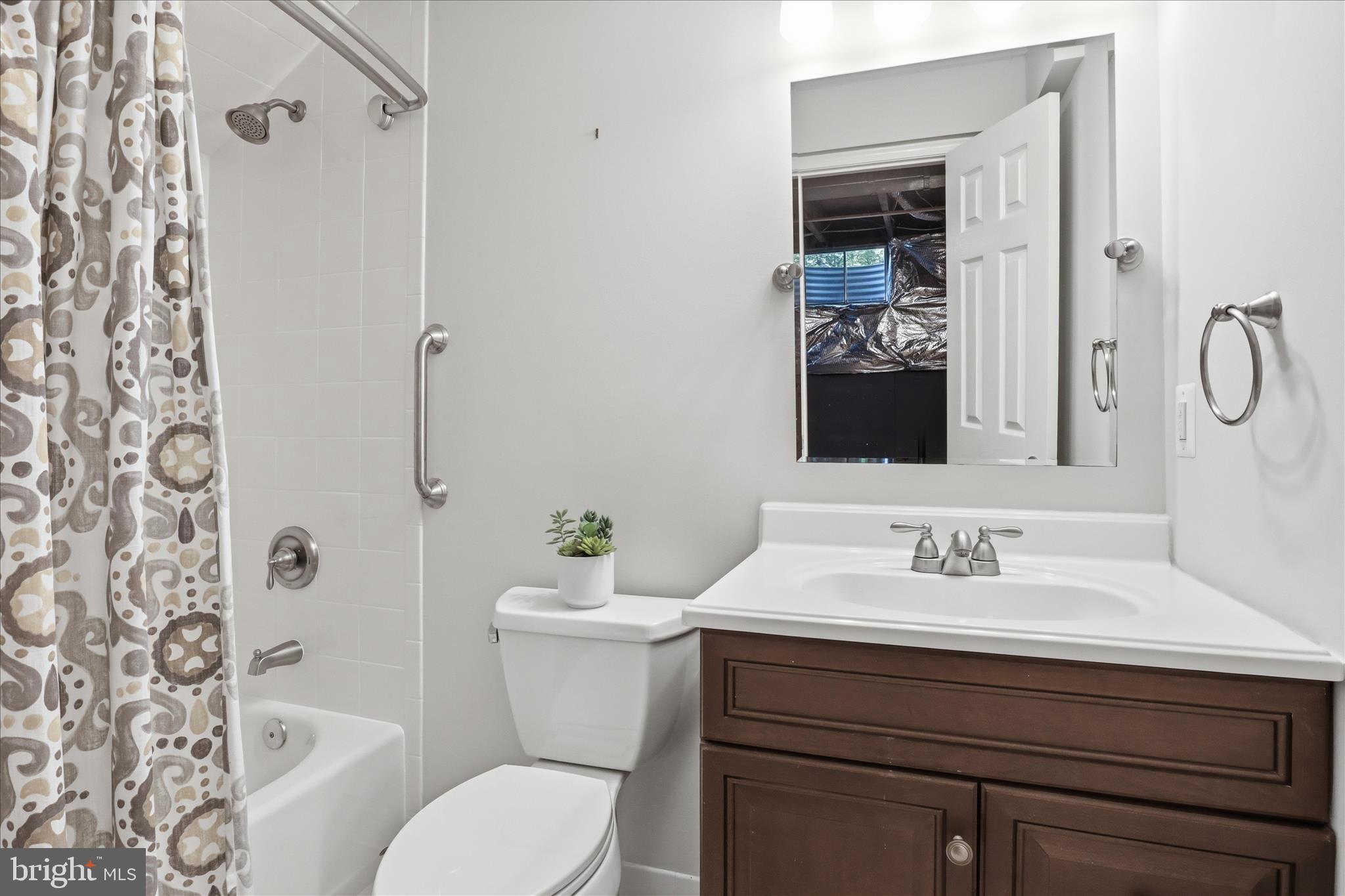 ASHBURTON OAKS - Residential