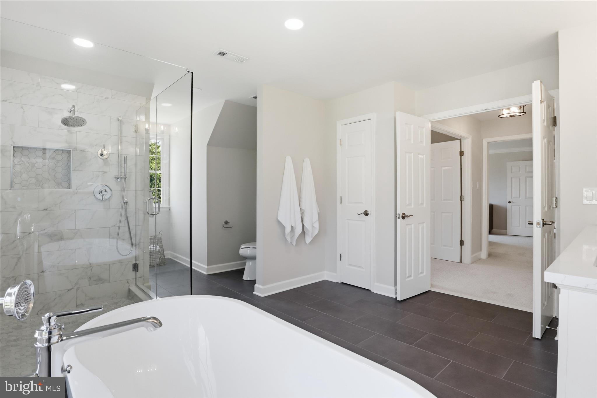 ASHBURTON OAKS - Residential