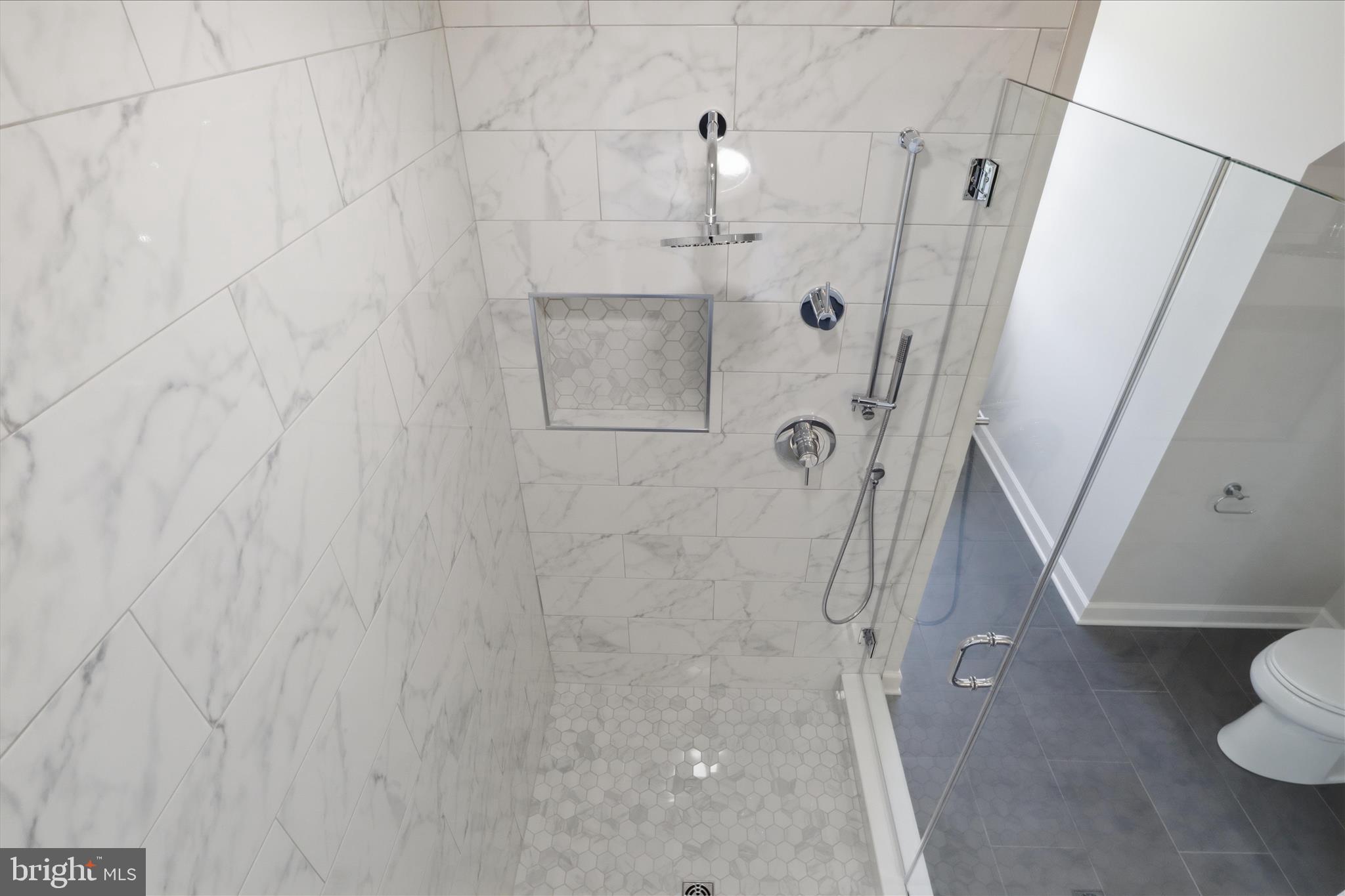 ASHBURTON OAKS - Residential