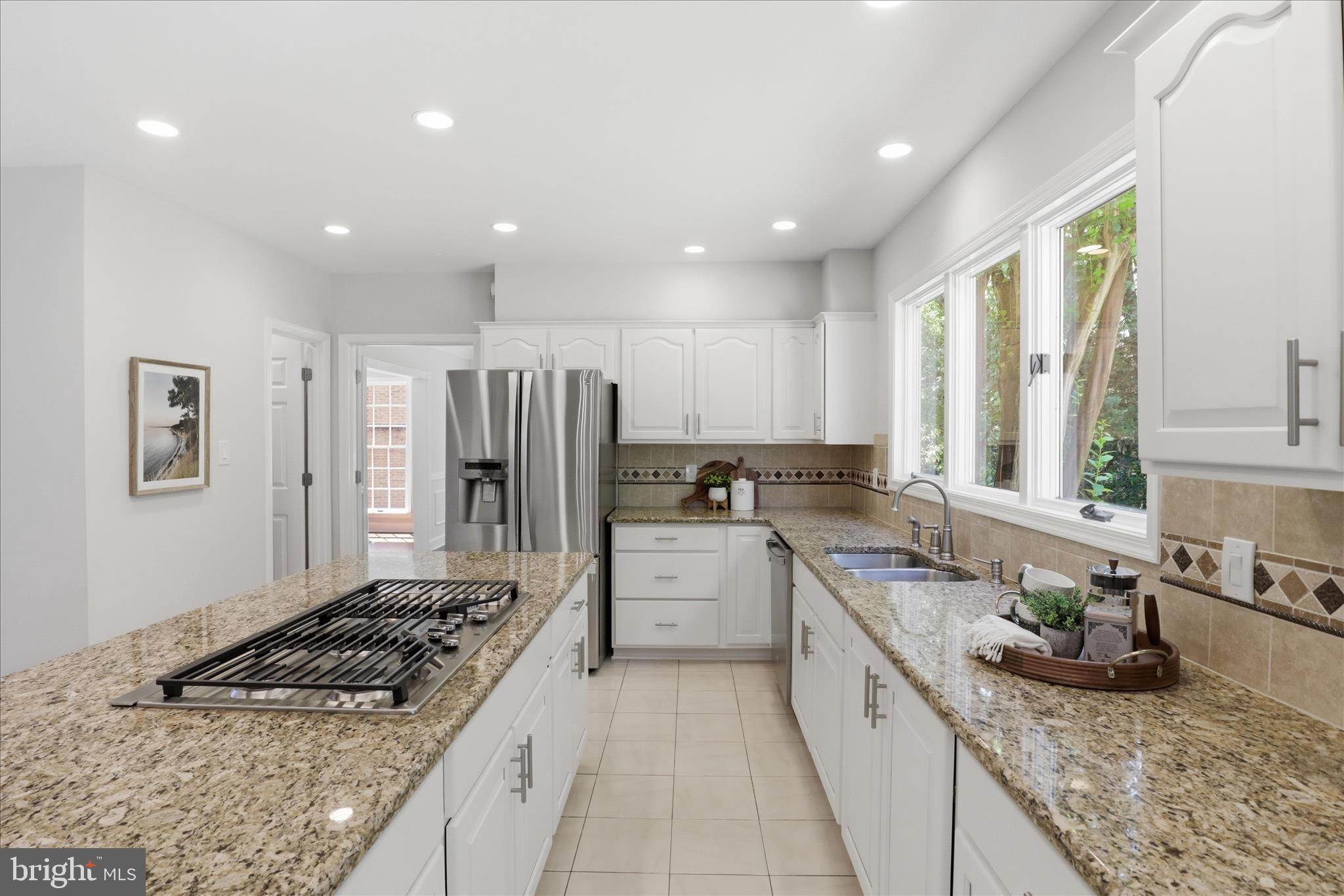 ASHBURTON OAKS - Residential