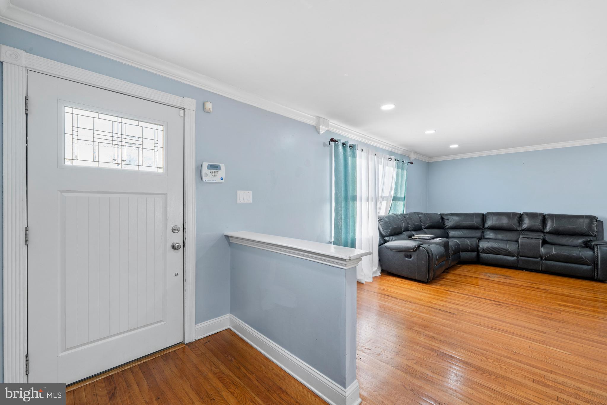 218 CLEVELAND AVENUE