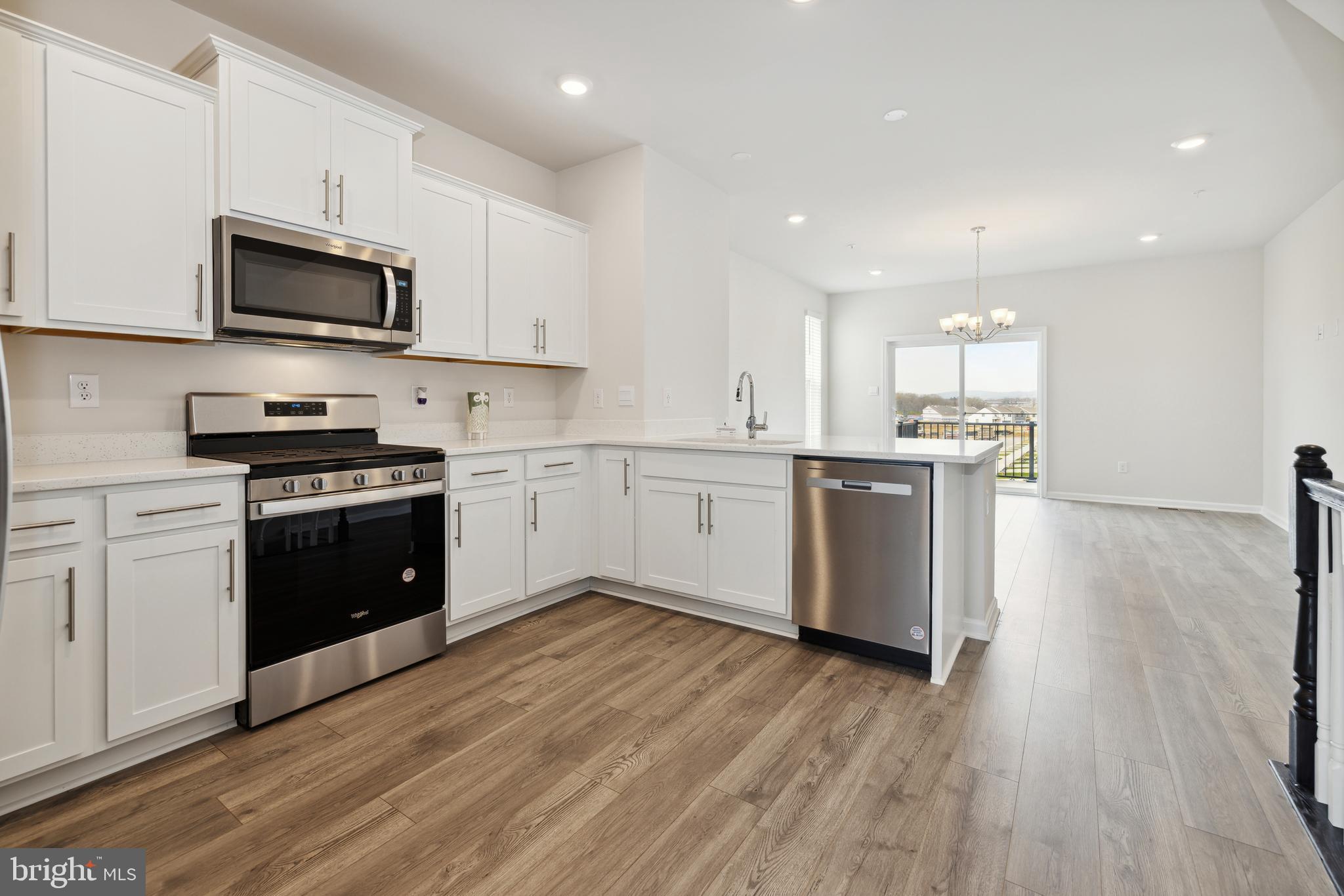 RENN QUARTER - Residential Lease