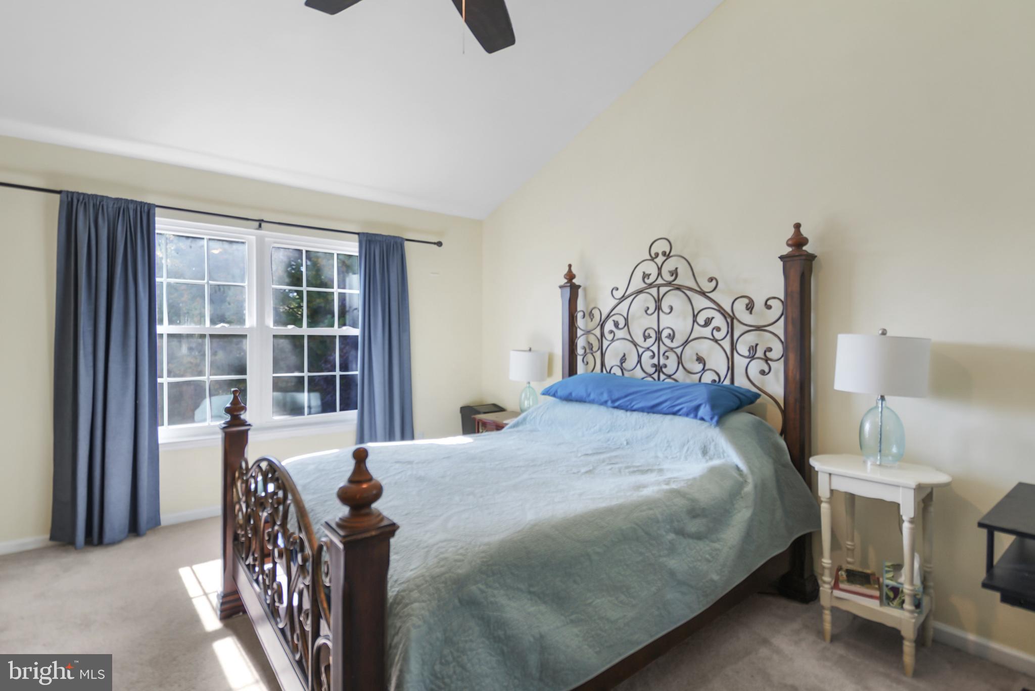 THORNRIDGE - Residential