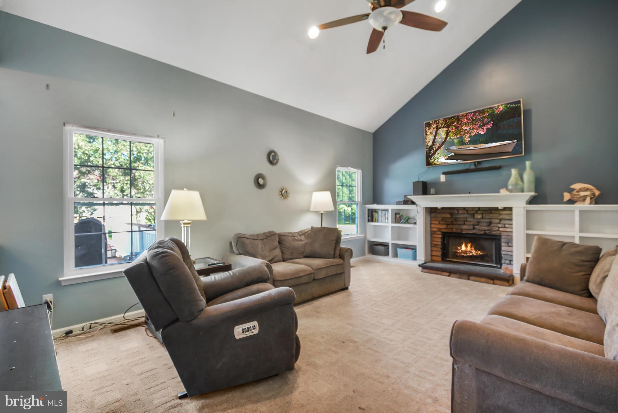 THORNRIDGE - Residential