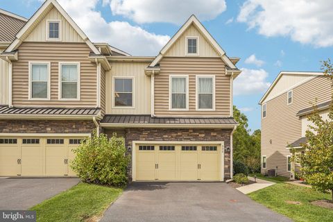 332 REDBUD LANE KENNETT SQUARE PA 19348