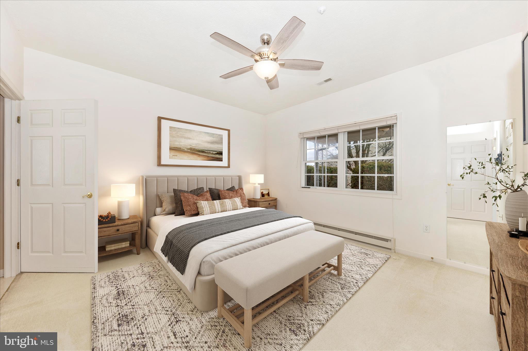 SUMMERLAND MANOR - Residential