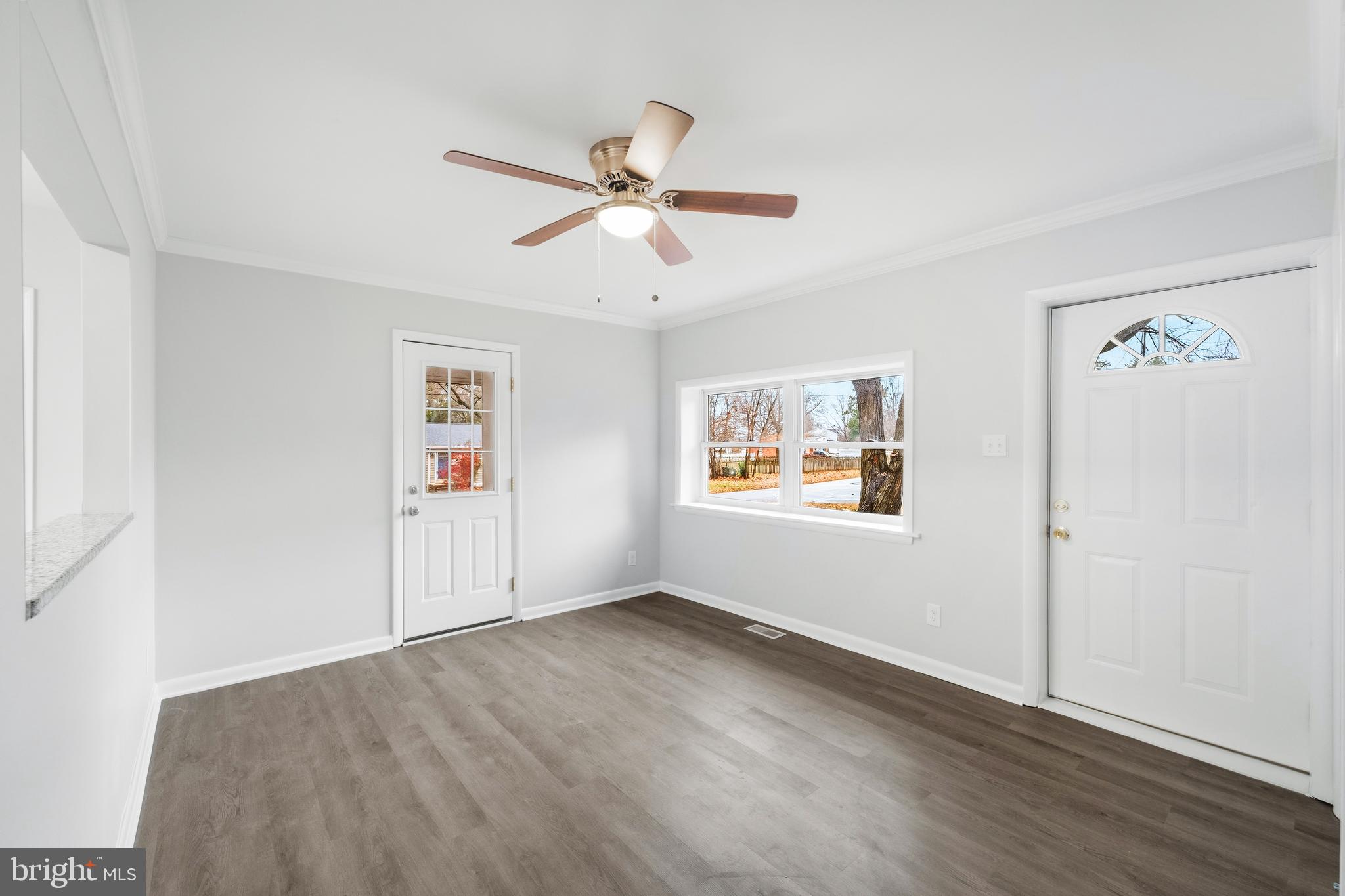 GOLDEN BEACH - Residential