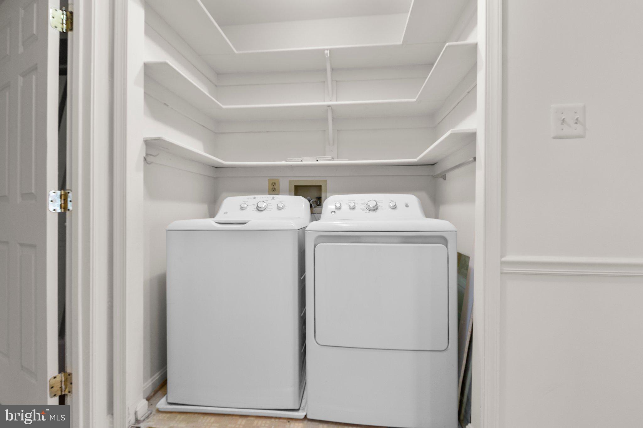 SUNNINGDALE MEADOWS - Residential