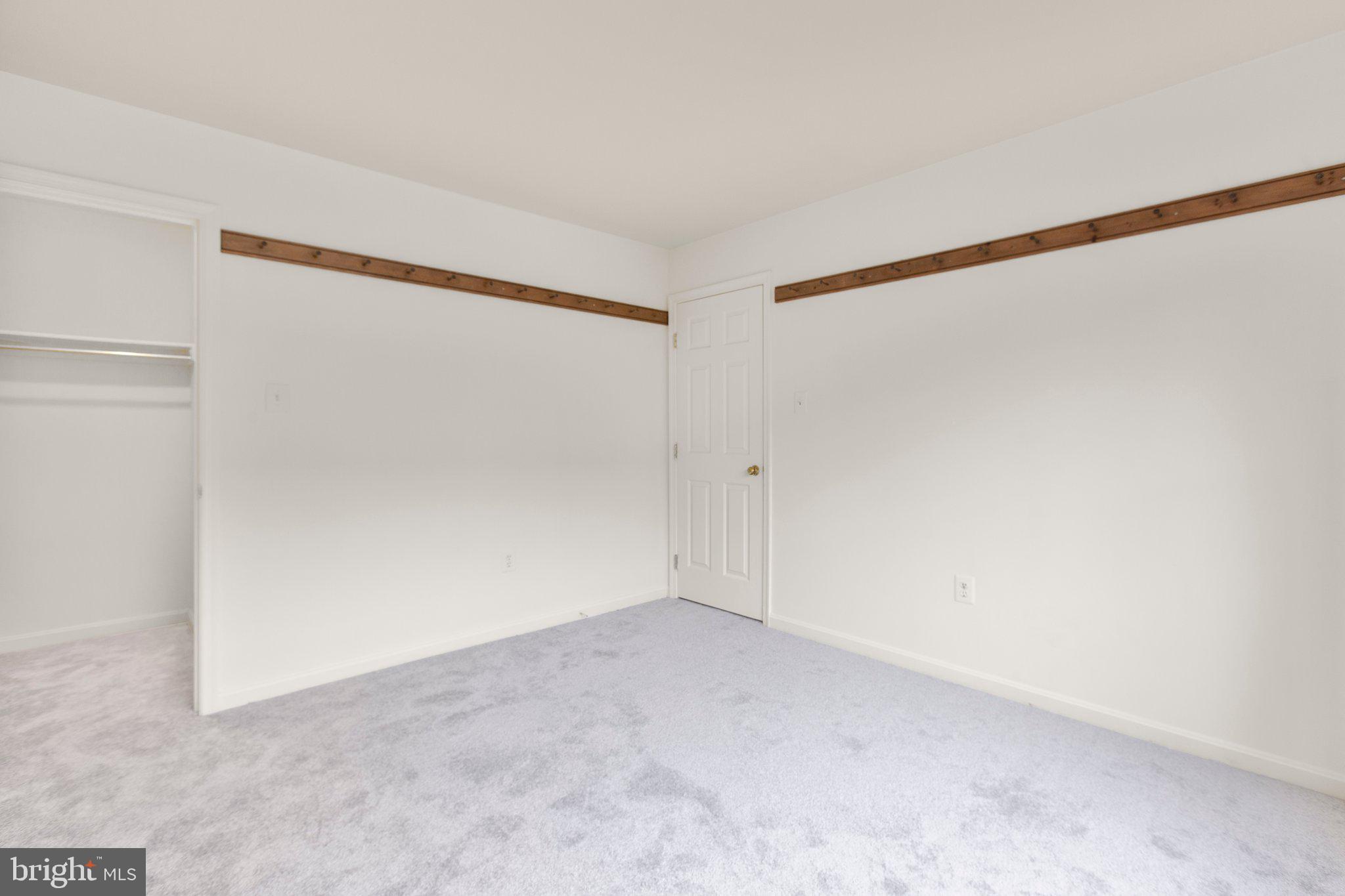 SUNNINGDALE MEADOWS - Residential