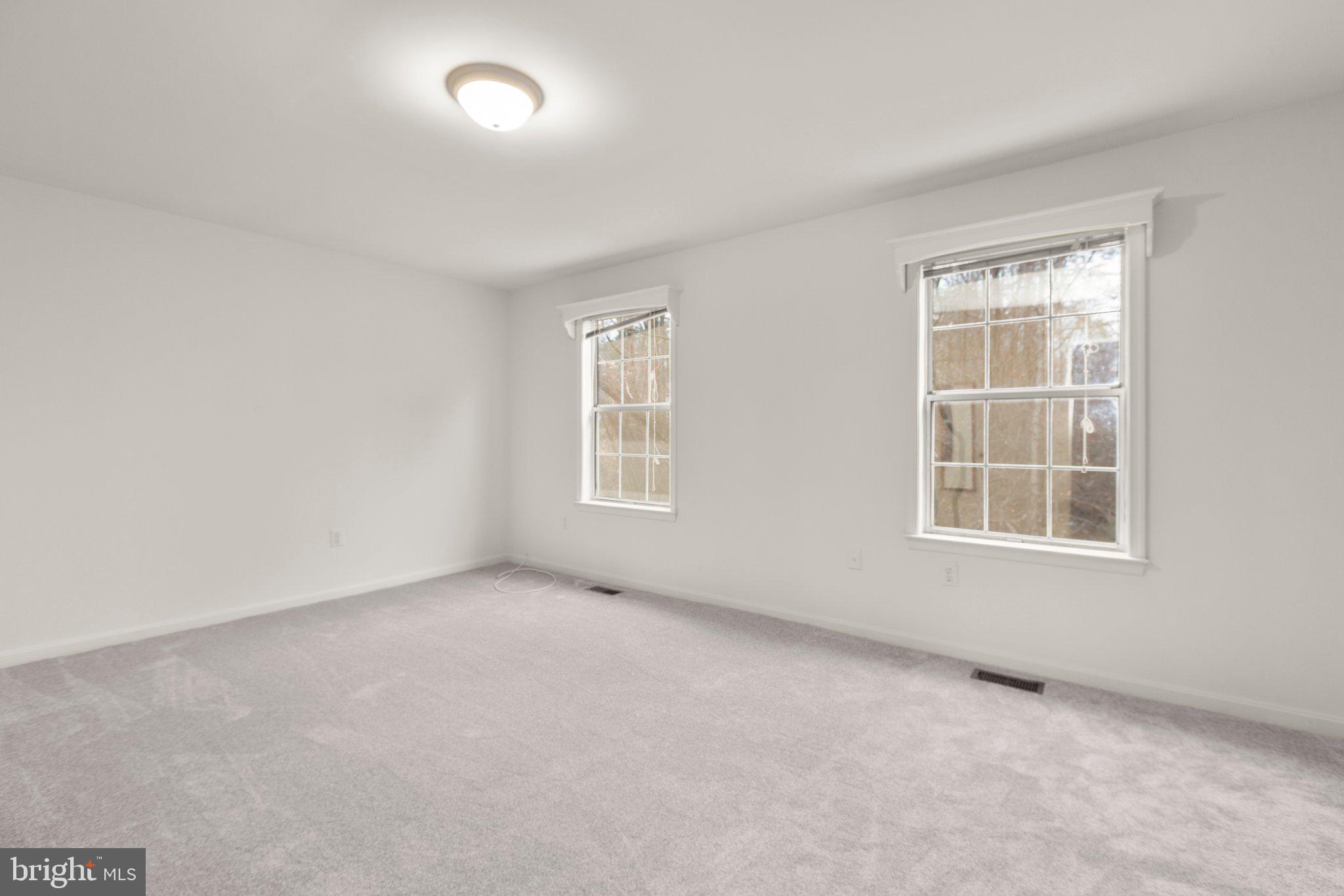 SUNNINGDALE MEADOWS - Residential