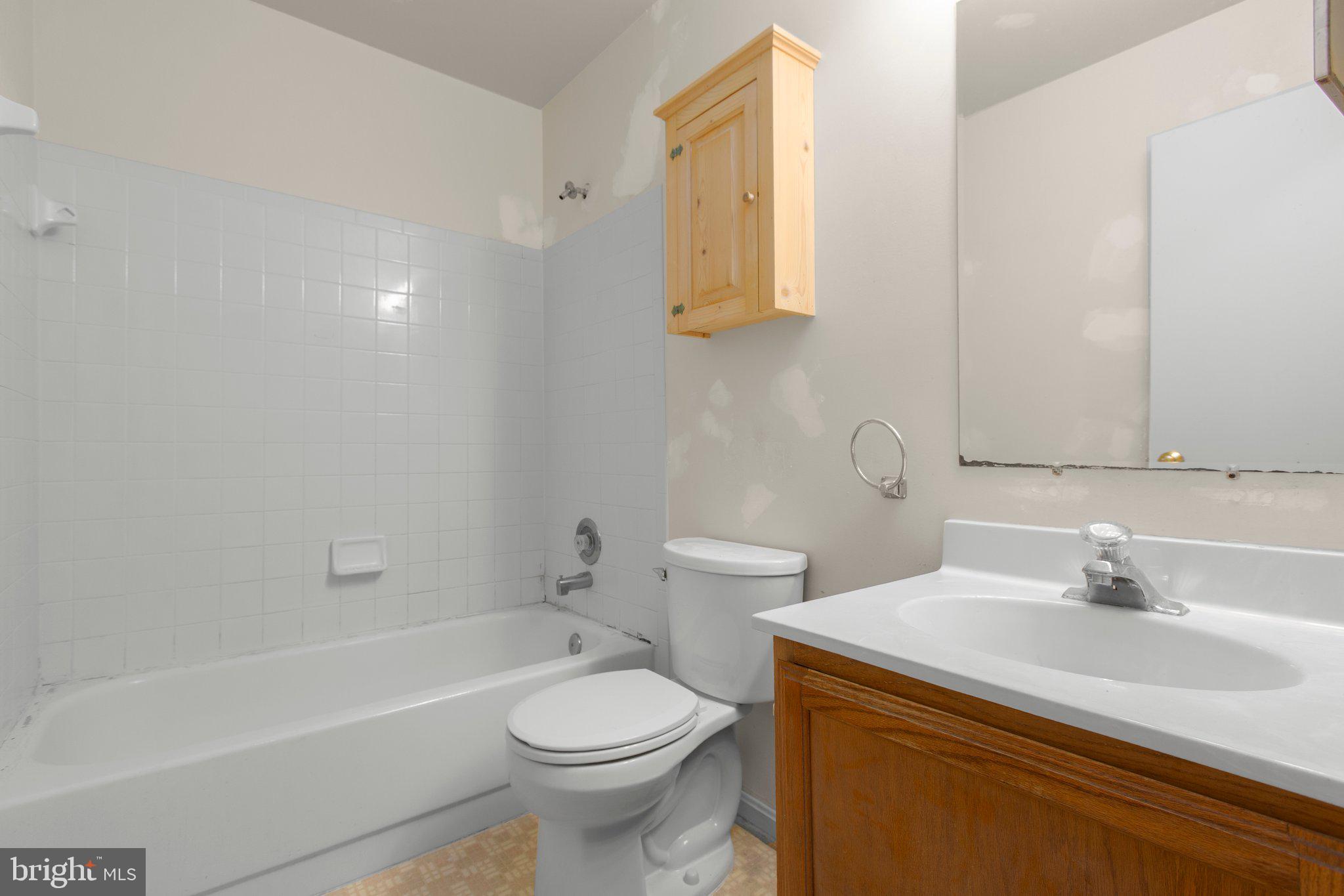 SUNNINGDALE MEADOWS - Residential