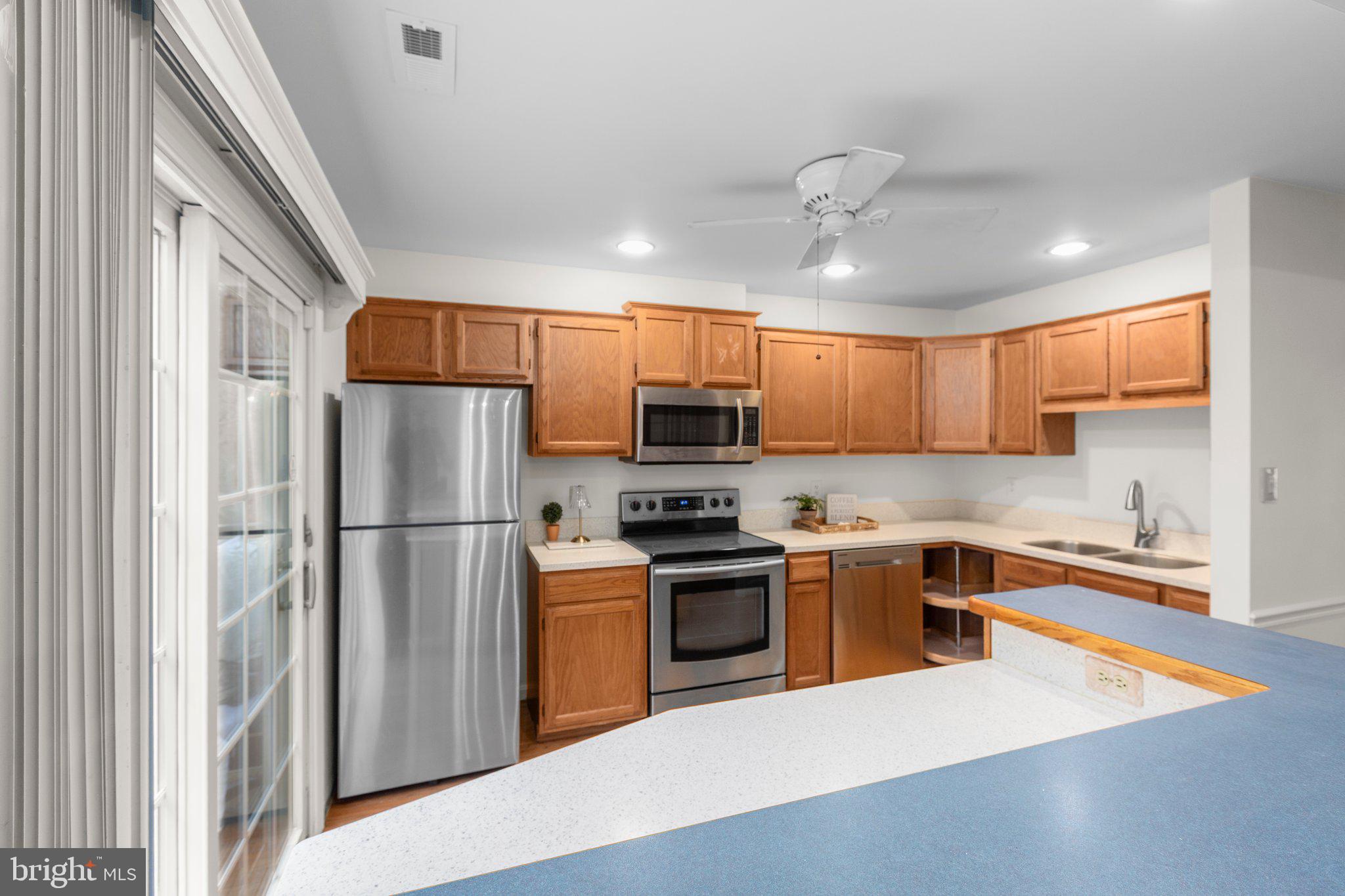 SUNNINGDALE MEADOWS - Residential