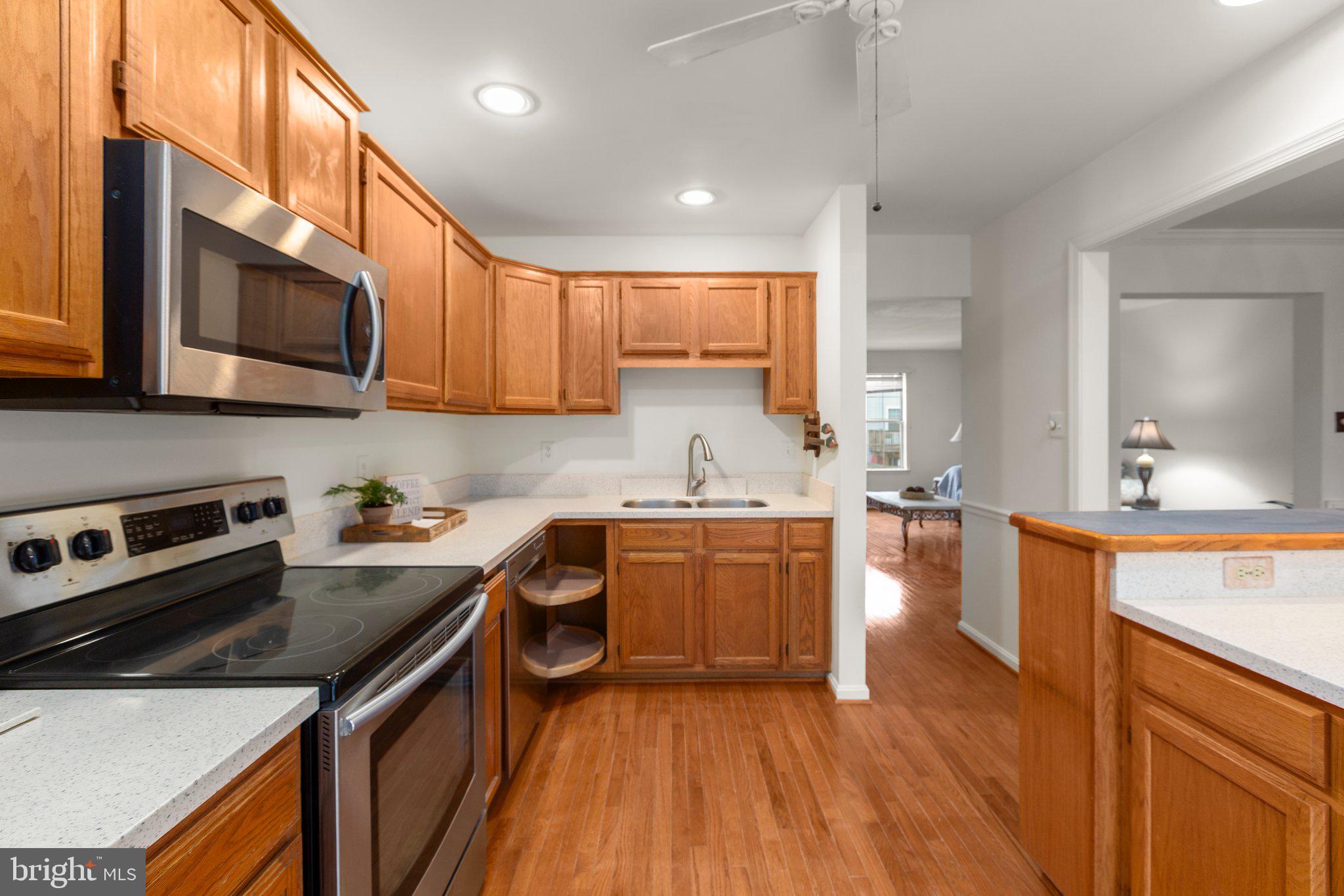 SUNNINGDALE MEADOWS - Residential