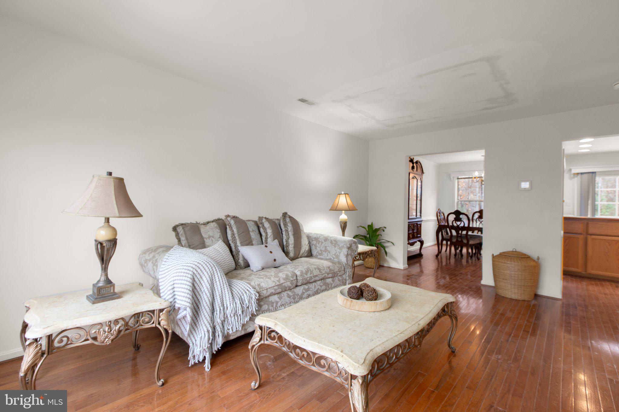 SUNNINGDALE MEADOWS - Residential