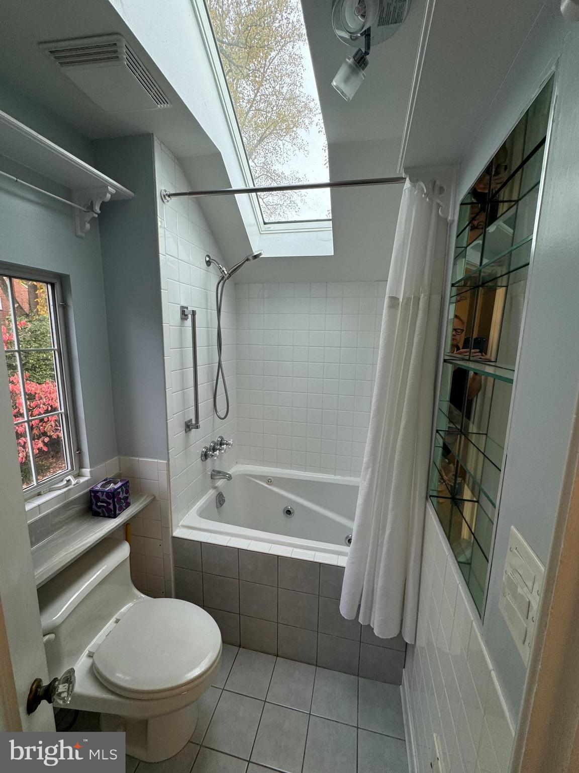 WOODSIDE - Residential Lease