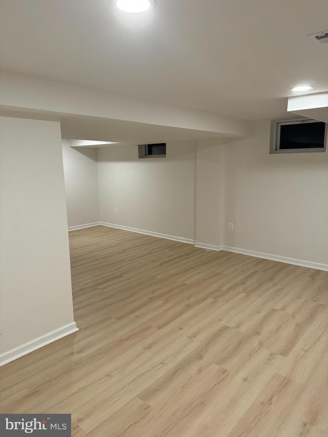 WOODSIDE - Residential Lease