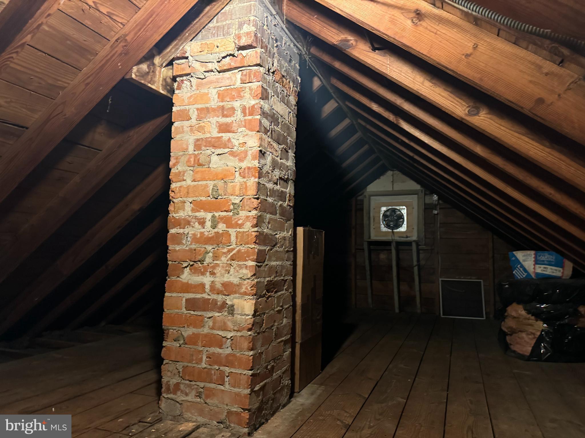 WOODSIDE - Residential Lease