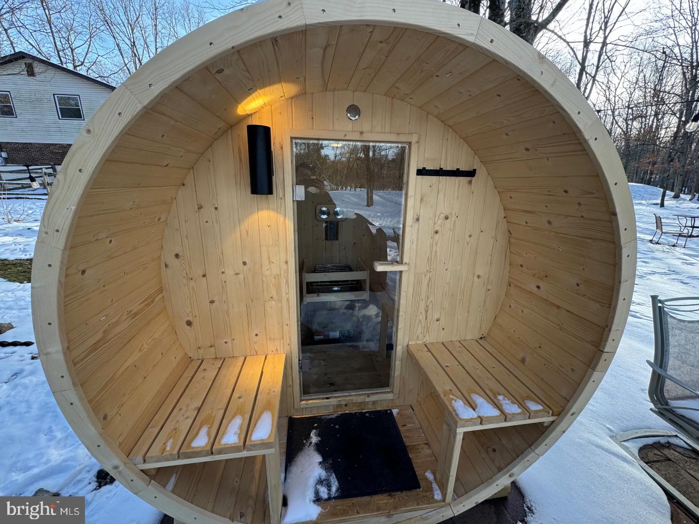 TOWAMENSING TRAILS - Residential