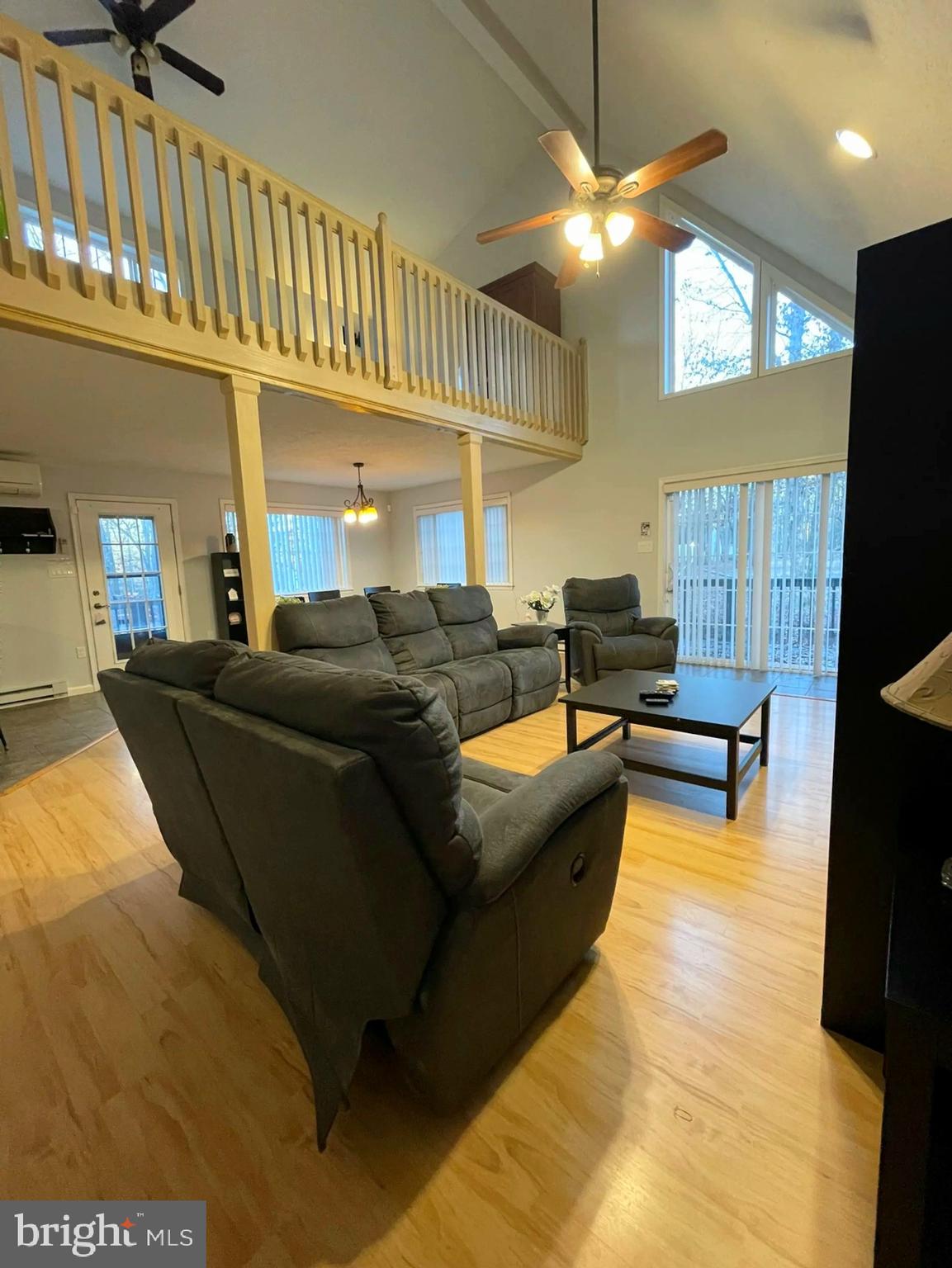 TOWAMENSING TRAILS - Residential