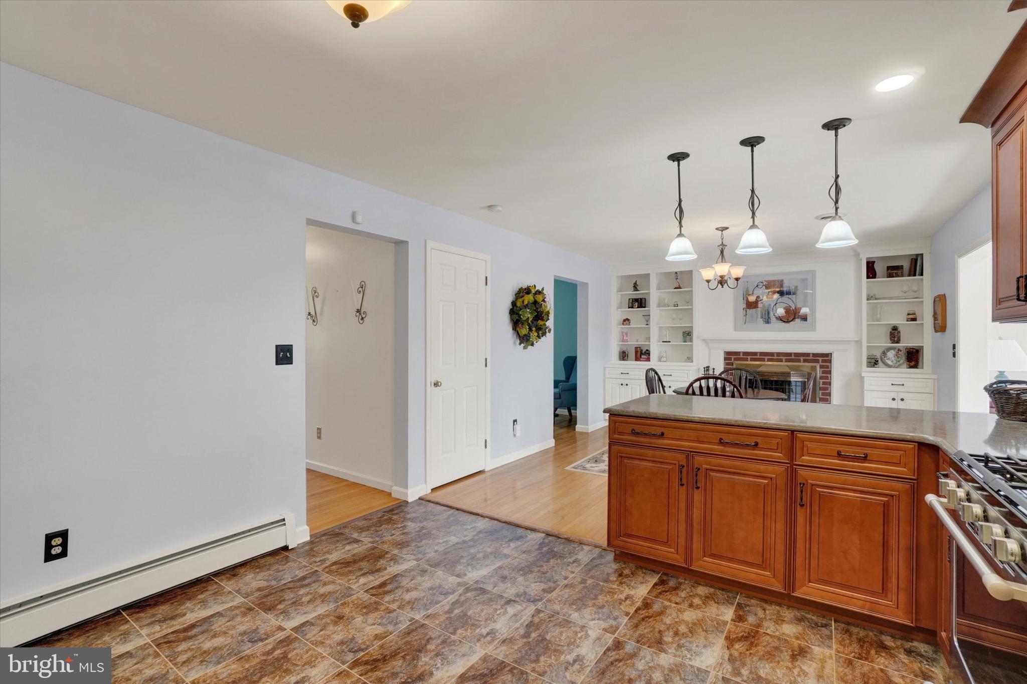 3 COUNTRY MANOR LANE