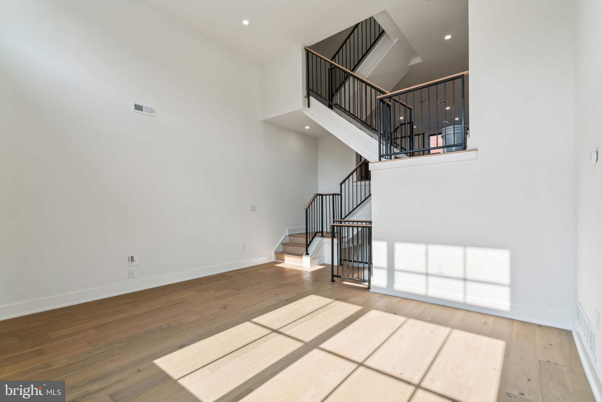 GRADUATE HOSPITAL - Residential