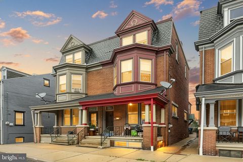 Photo of 123 N 4th Street, COLUMBIA, PA 17512 (MLS # PALA2077128)