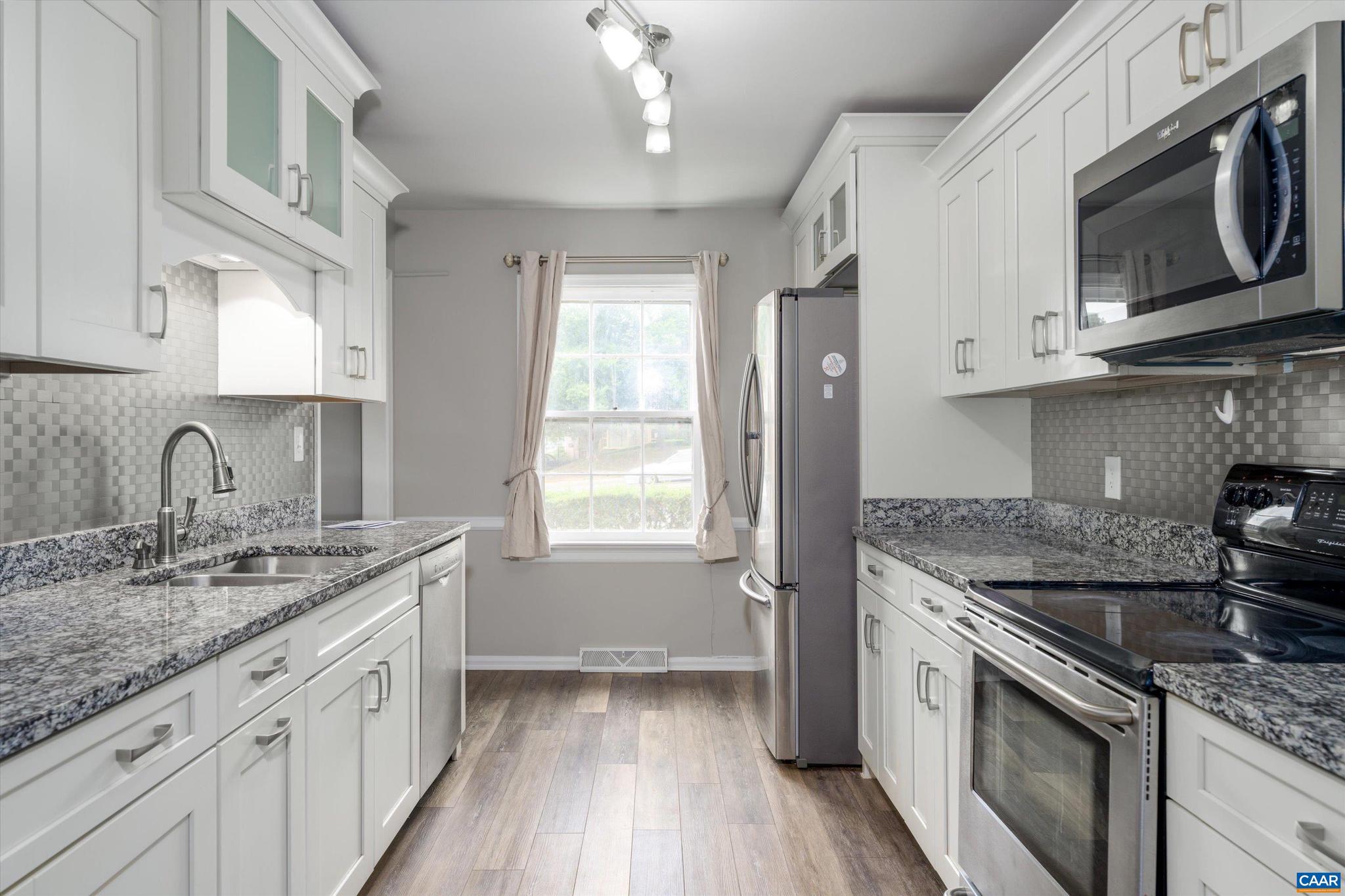 GEORGETOWN GREEN - Residential