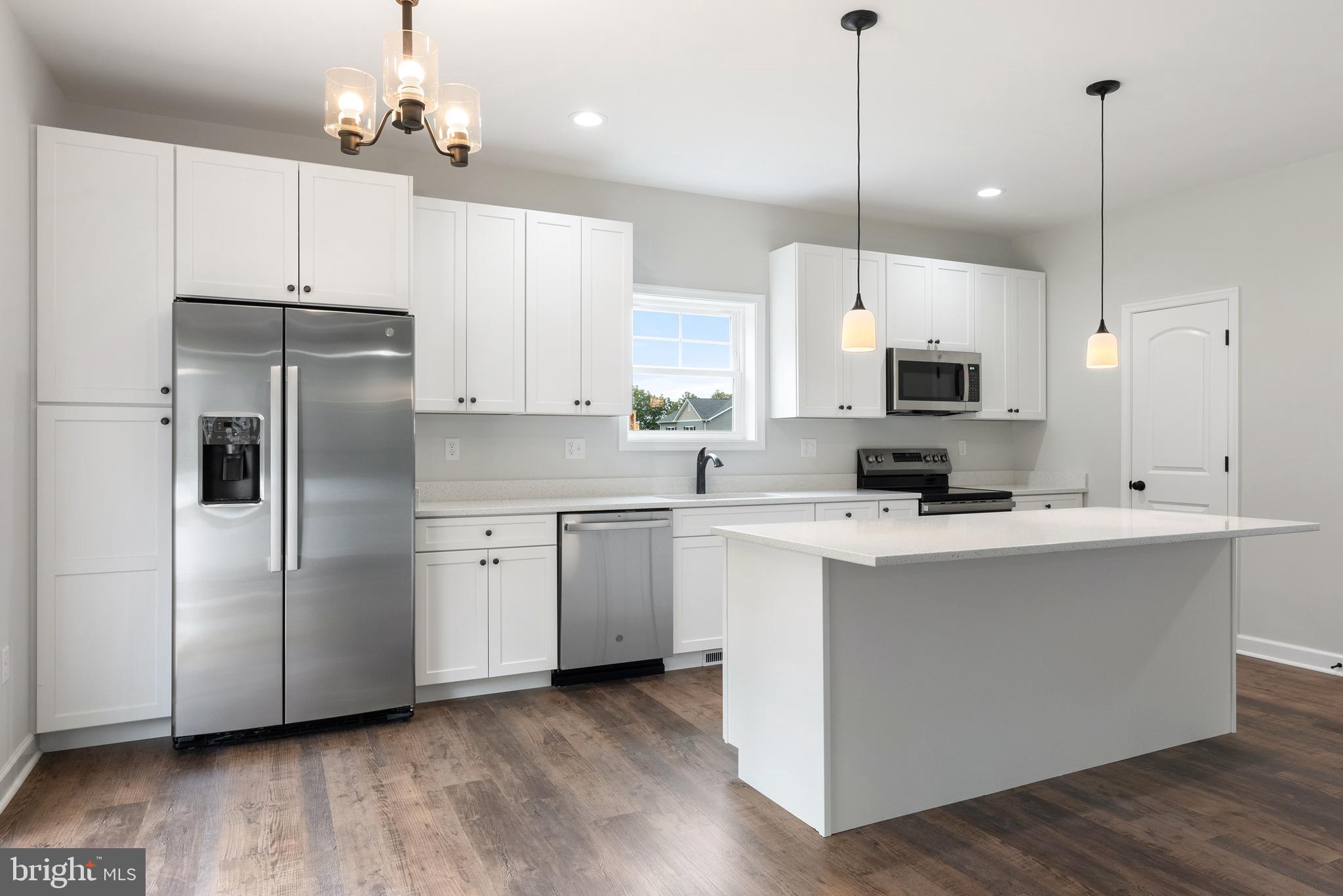 CAREFREE ACRES - Residential