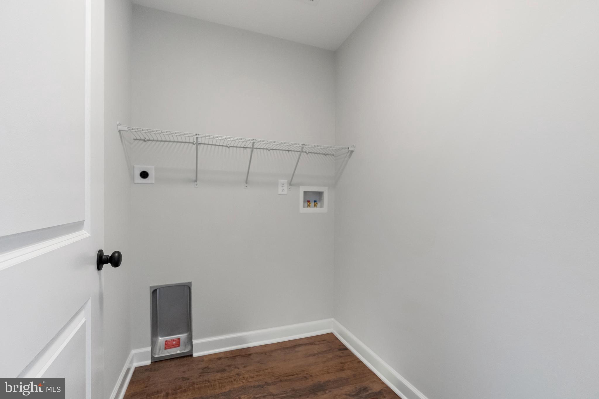 CAREFREE ACRES - Residential