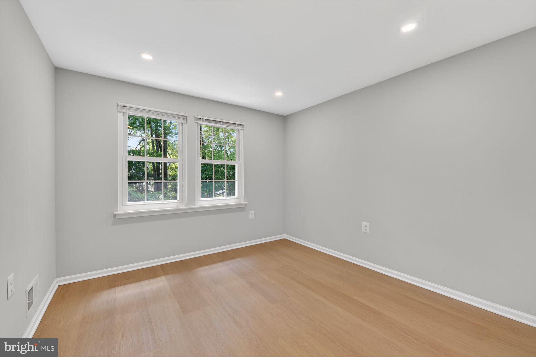 BURKE CENTRE CONSERVANCY - Residential