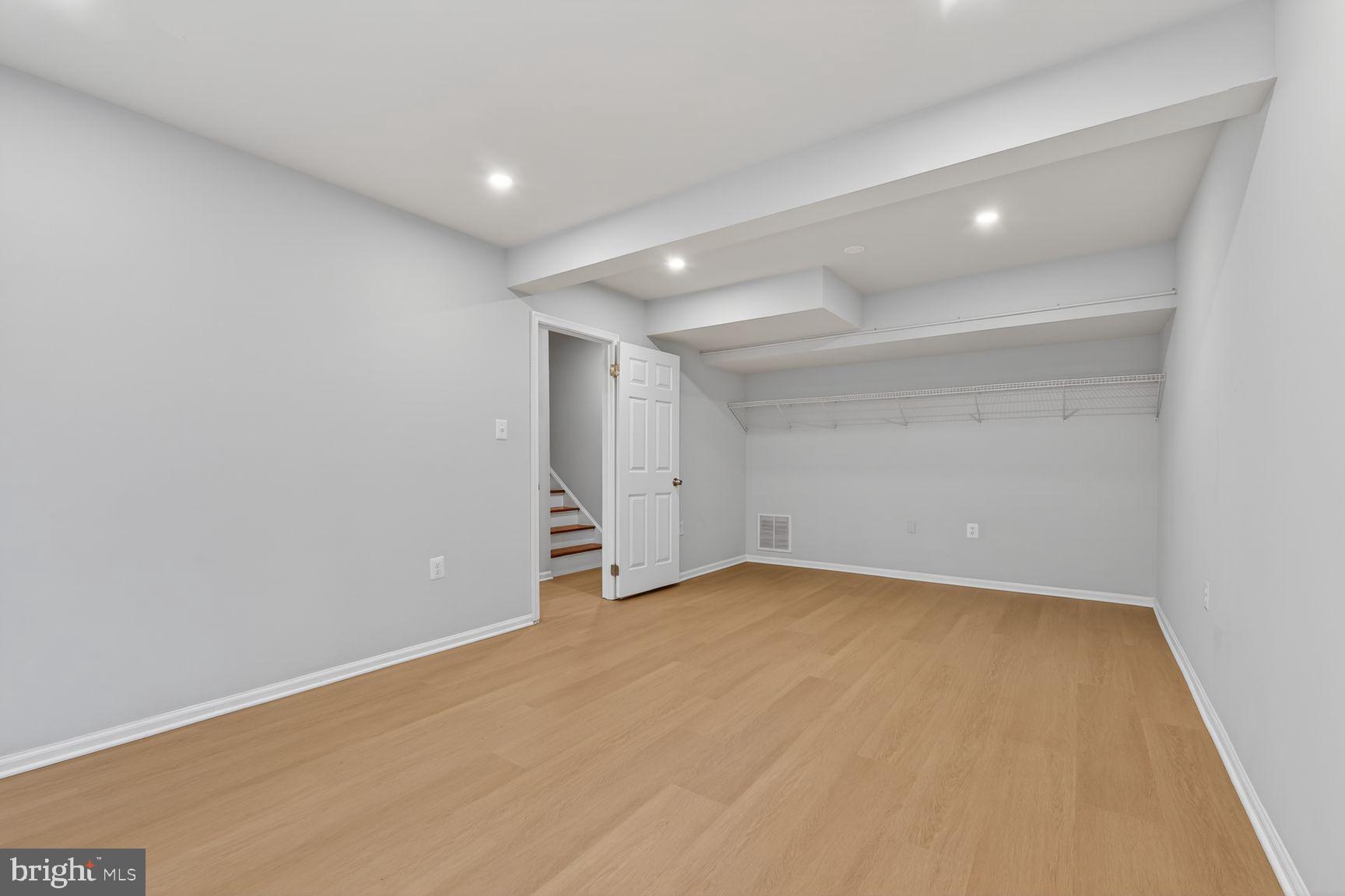 BURKE CENTRE CONSERVANCY - Residential