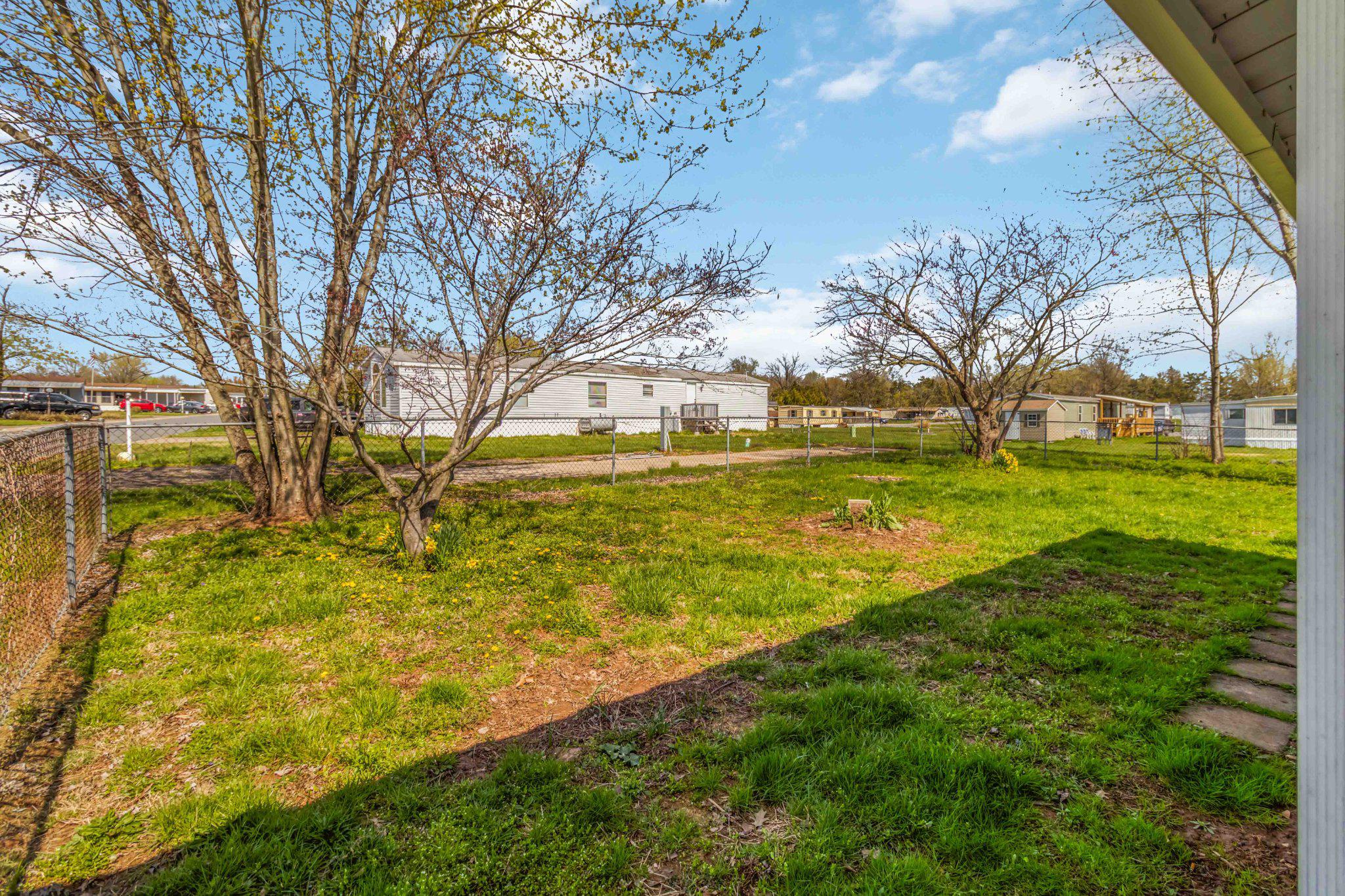 PINE MANOR MHP - Residential