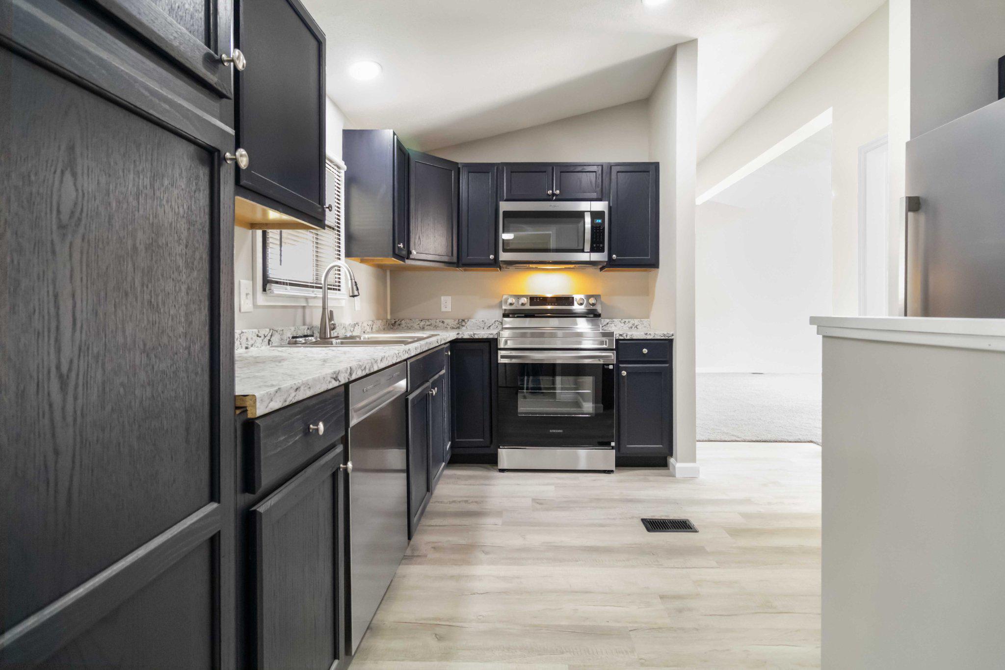 PINE MANOR MHP - Residential